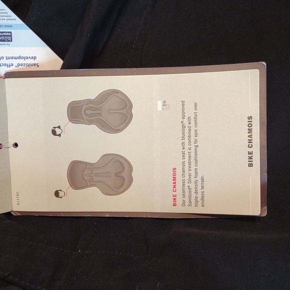 North Face Devah biking shorts - Picture 9 of 10